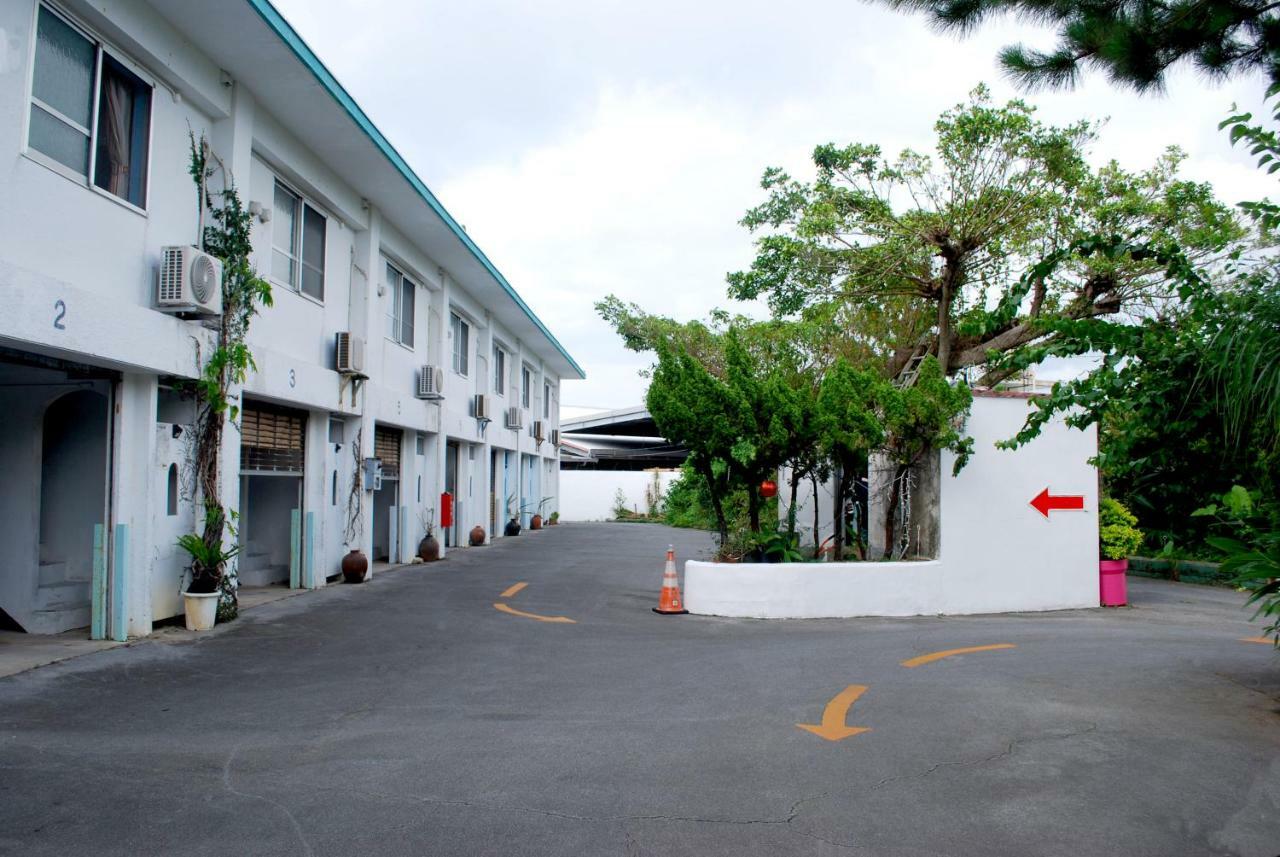 Hotel Ran Okinawa Exterior photo